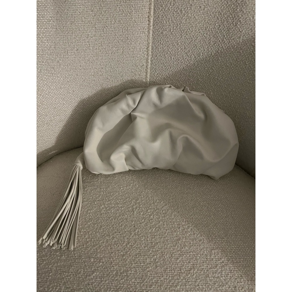 🔸 Rebecca Minkoff Ruched Leather Clutch